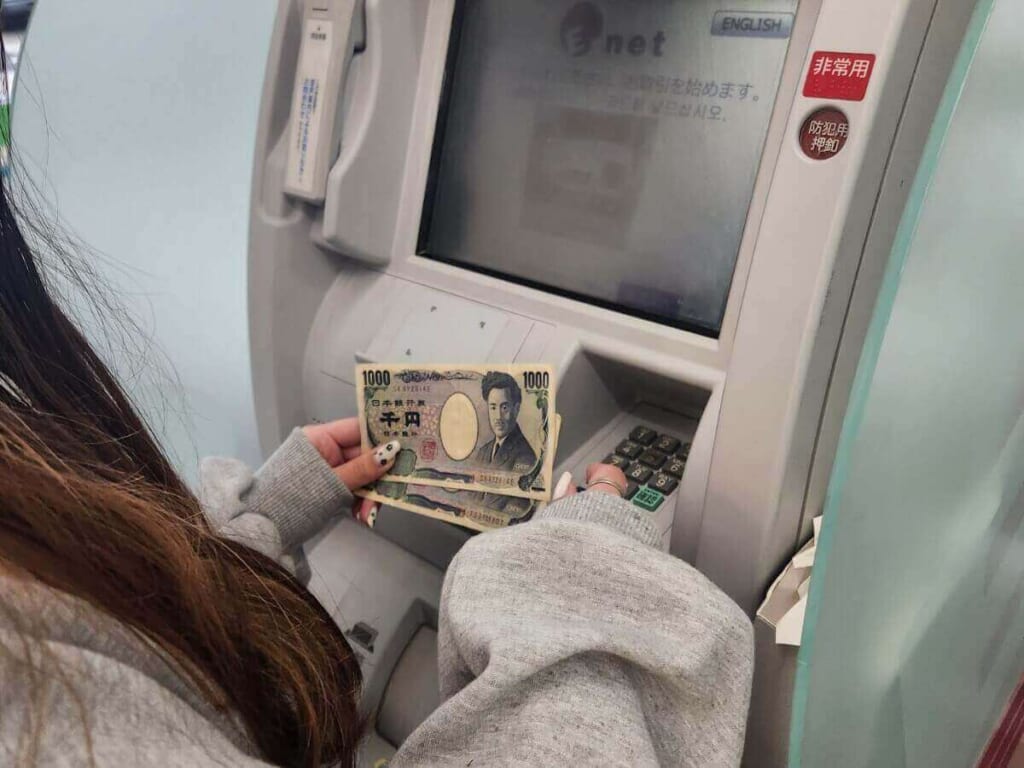 コンビニでの公共料金払い